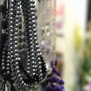 accessories_be_uplifted_inc_op_shopping_secondhand_fashion